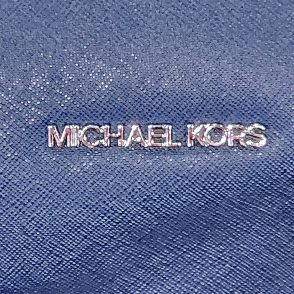 MICHAEL KORS | Jet Set Travel Tote Color | Navy Blue - Picture 5 of 13